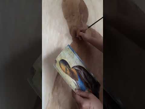Живет одна на краю села. Завтра БОЛЬШОЙ ролик  #КрЕстина трудится.