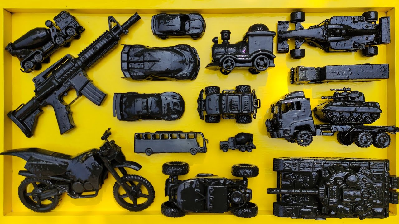 Membersihkan Mainan Mobil Balap, Kereta Api, Bus Telolet, Truk Molen, Tank Baja, Beko Excavator