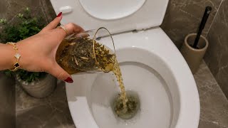 إرميها في المرحاض والله العظيم سيتصل بك حبيبك في نفس الليلة وسيكره كل النساء غيرك تهييج ناري🔥قوي جدا