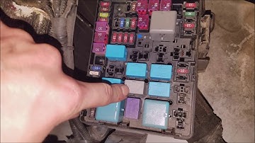 Toyta Tacoma AC Relay and Fuse - toyota hilux ac relay location