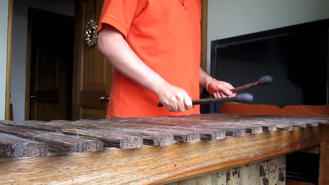 Marimba de chonta (improvisando ando) YouTube