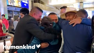 Brothers Sob As They See Their Parents In Person After 22 Years Humankind