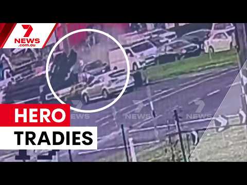 Tradies tackle axe-wielding carjacker in Campbellfield | 7NEWS