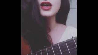 Cansu Suakar - Denize Biraksam Resimi