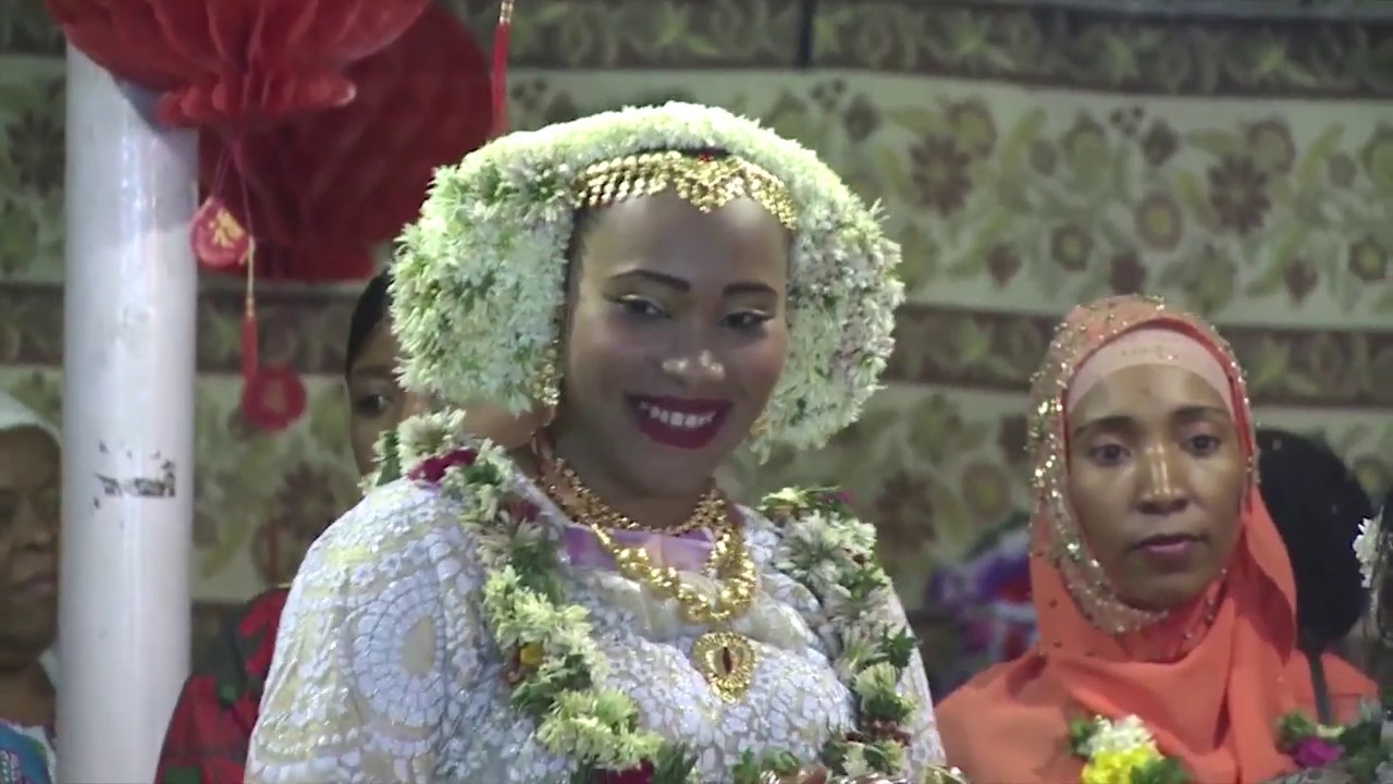 Mariage de Saoussane et Dhoulficar (clip officiel)