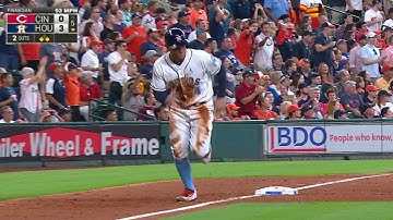 CIN@HOU: Altuve plates Springer with sacrifice fly