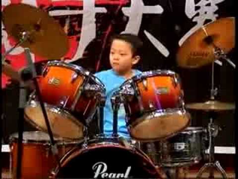 6 year-old child rack drum