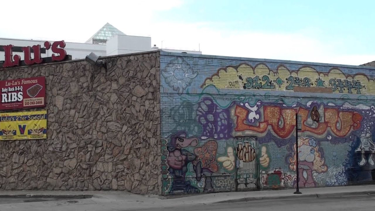 Lu Lu's First Rate Beef, Burgers, Hot Dogs & Outdoor Mural