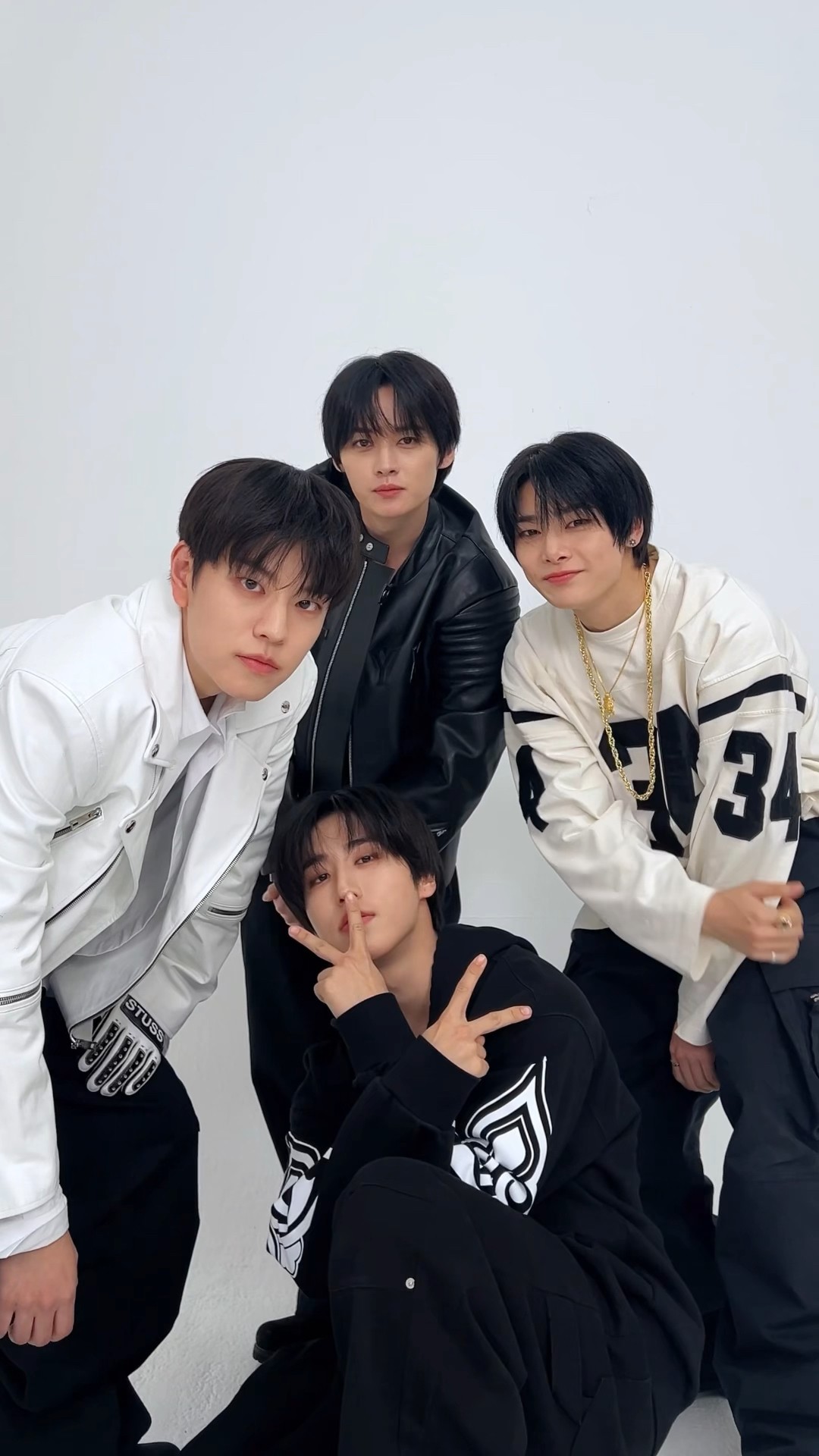 ???? #StrayKids #스트레이키즈 #合 #HOP #WalkinOnWater #StrayKidsComeback #YouMakeStrayKidsStay