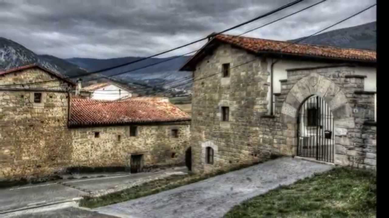 Navarra 153SALDISE SENOSIAIN ULZURRUN valle de Ollo