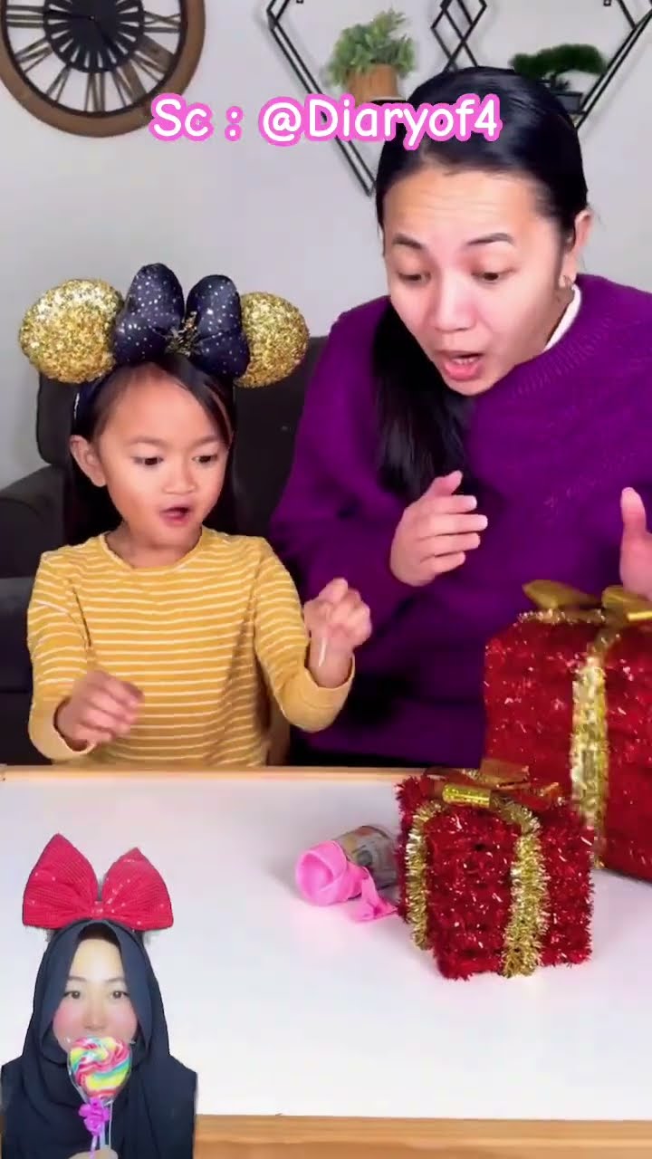 KEJUTAN DI DALAM KADO ⁉️ yahh Mama cuma Dapat Permen ?@Diaryof4 #shorts #funny #dubbing