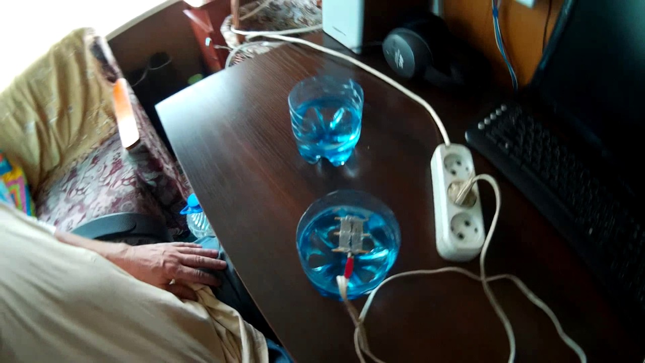 Можно ли доливать дождевую воду в аккумулятор ( эксперимент).