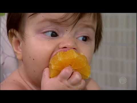 Vídeo: Os Bebês Podem Comer Laranjas: O Que Os Pais Precisam Saber