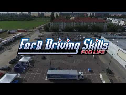 Ford Driving Skills for Life – fiatalokat célzó, ingyenes vezetéstechnikai gyakorlati tréning