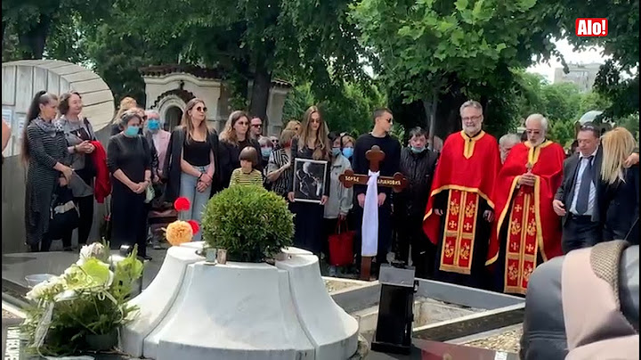 ZBOGOM GOSPODINE MARJANOVIĆU! Uz jecaje i suze legendarni muzičar ispraćen na večni počinak