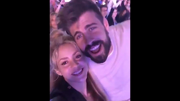 Shakira y Gerard Pique demostrandose su amor en pleno concierto.......checalos