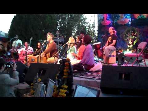 Hare Krishna ~ Daniel Stewart & Friends at Bhakti Fest 2010