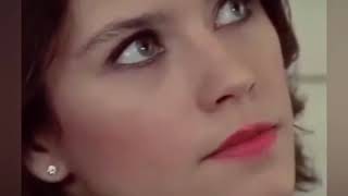 Şərəflə Sev Meni Məcburən Deyil Şeir