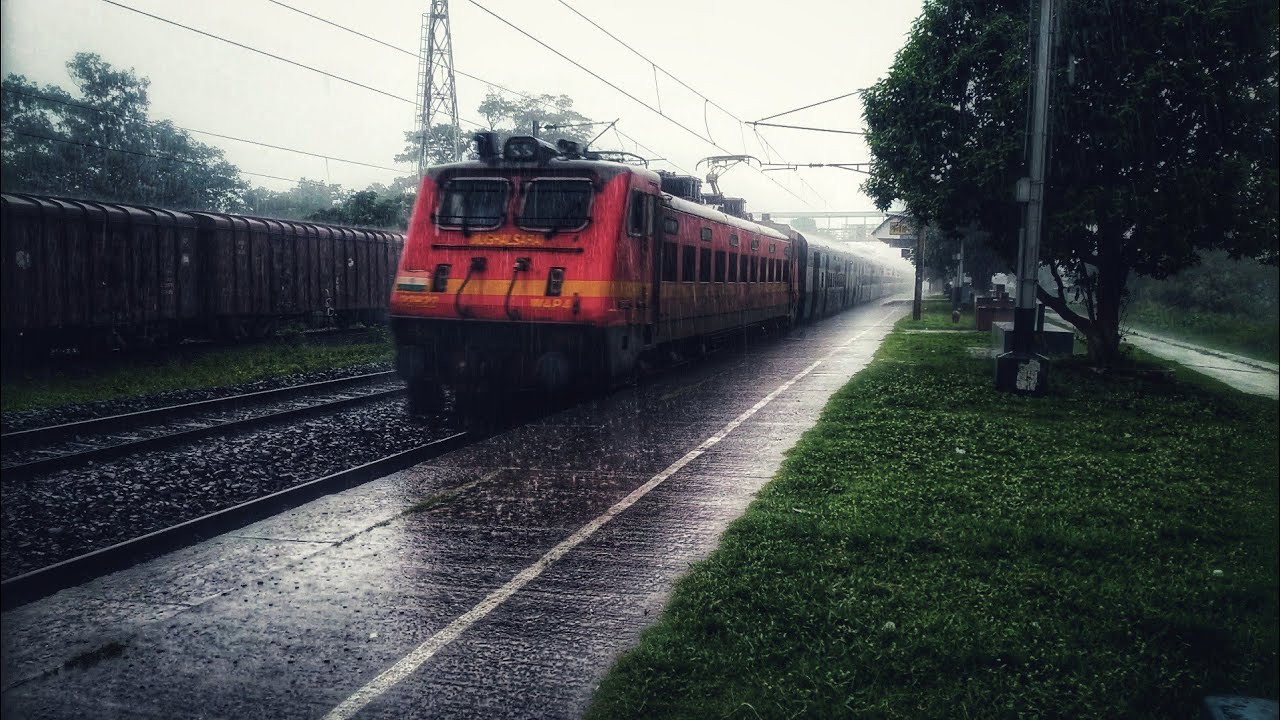 High Speed Train in Extremely Heavy Rain || Indian Railways