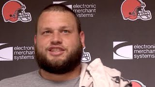 Joel Bitonio assess his first game at left tackle for the Browns