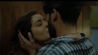 sahid and rashi khanna kissing scene