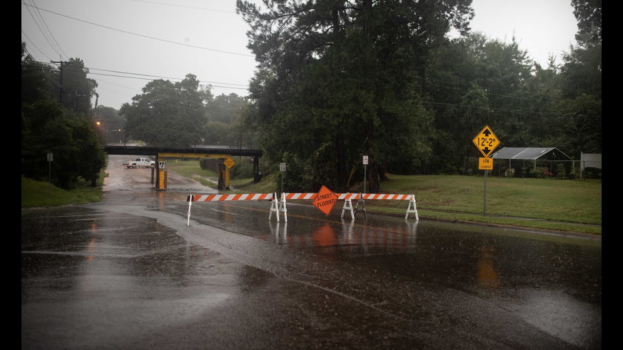 Scenes from the Texarkana Area After Flash Flood Warning - YouTube