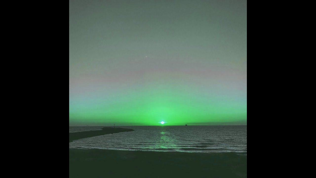 Crystal Castles - Magic Spells (slowed + 528hz + reverb)