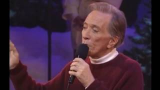 Watch Andy Williams I Saw Mommy Kissing Santa Claus video