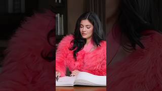 Kylie Jenner Notes Down 'King Kylie' in Her Fashion Book #kyliejenner #shorts #shortsfeed