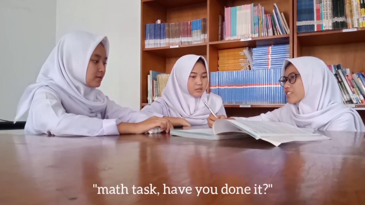 menolong teman
