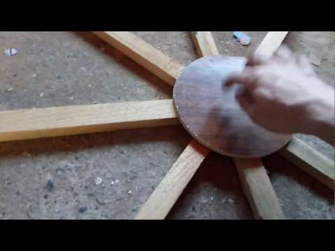 فيديو: كيفية صنع ندفة ثلجية كبيرة