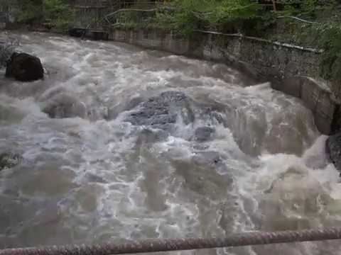 ადიდებული მდინარე \"ბორჯომულა\"