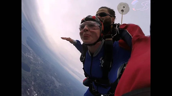 Jillian Powers's Tandem skydive!