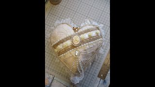 My Oh So Elegant Shabby Chic Felt/Fabric Heart Cushion Tutorial - jennings644