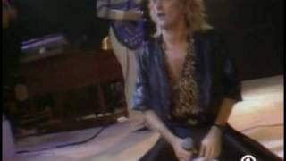 Video thumbnail of "Rod Stewart - Do you think I'm sexy?"