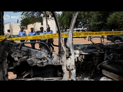 Inmates at large in Nigeria after prison raid