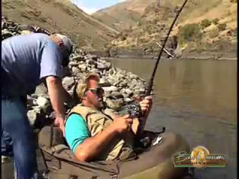 Gigantic Sturgeon in an Inner tube - Babe Winkelman's Good Fishing 