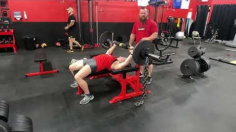 How-To: Bench Press with Chains