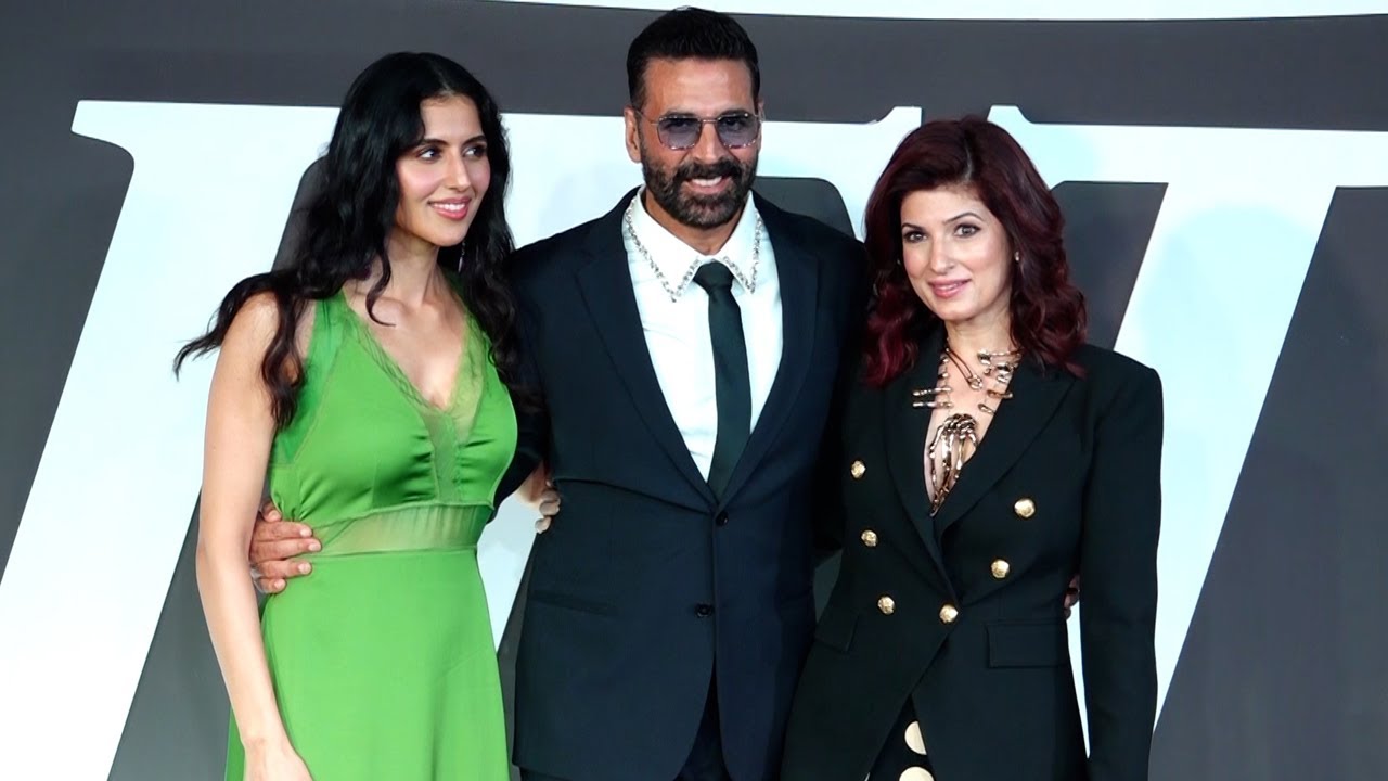 Handsome Hunk Akshay Kumar With Wife Stealing The Spotlight At Variety India’s Launch