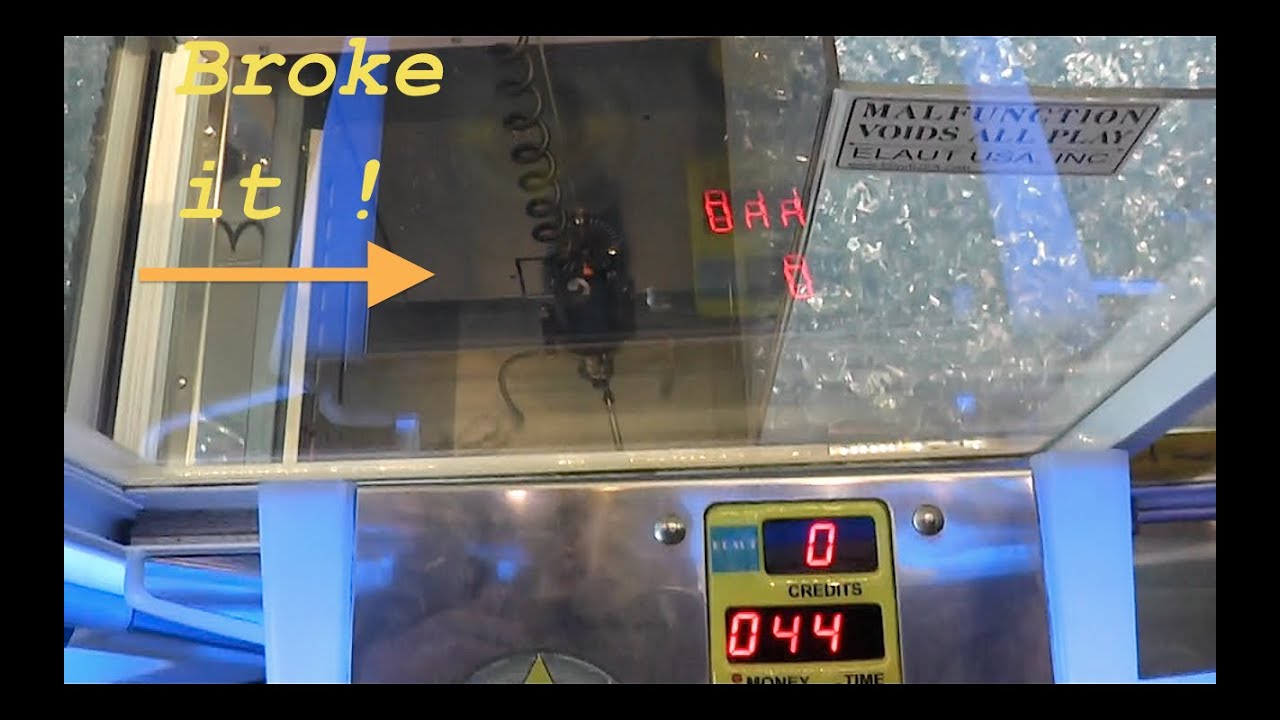 BROKE THE ELAUT CLAW MACHINE!!!!! - YouTube