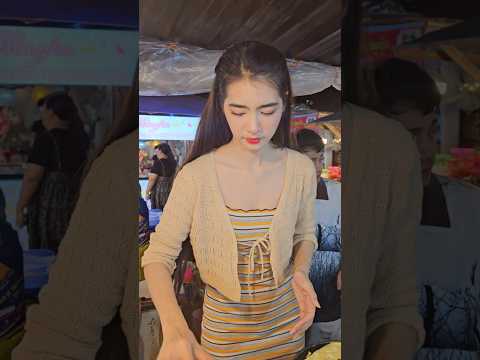 Laos Omelette Lady