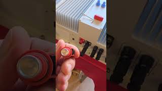 hoymiles Low voltage- der erste Einblick vom Gerät. victron und mehr produkte bei uns im shop...