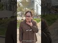 البنت بتتصرف بطريقة مضحكة اكسبلور