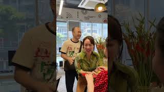 Khai trương công ty Thu Trang, Tiến Luật hái lộc may mắn từ 'bộ bồ' mini by Thu Trang Official 60,060 views 2 months ago 8 minutes, 3 seconds