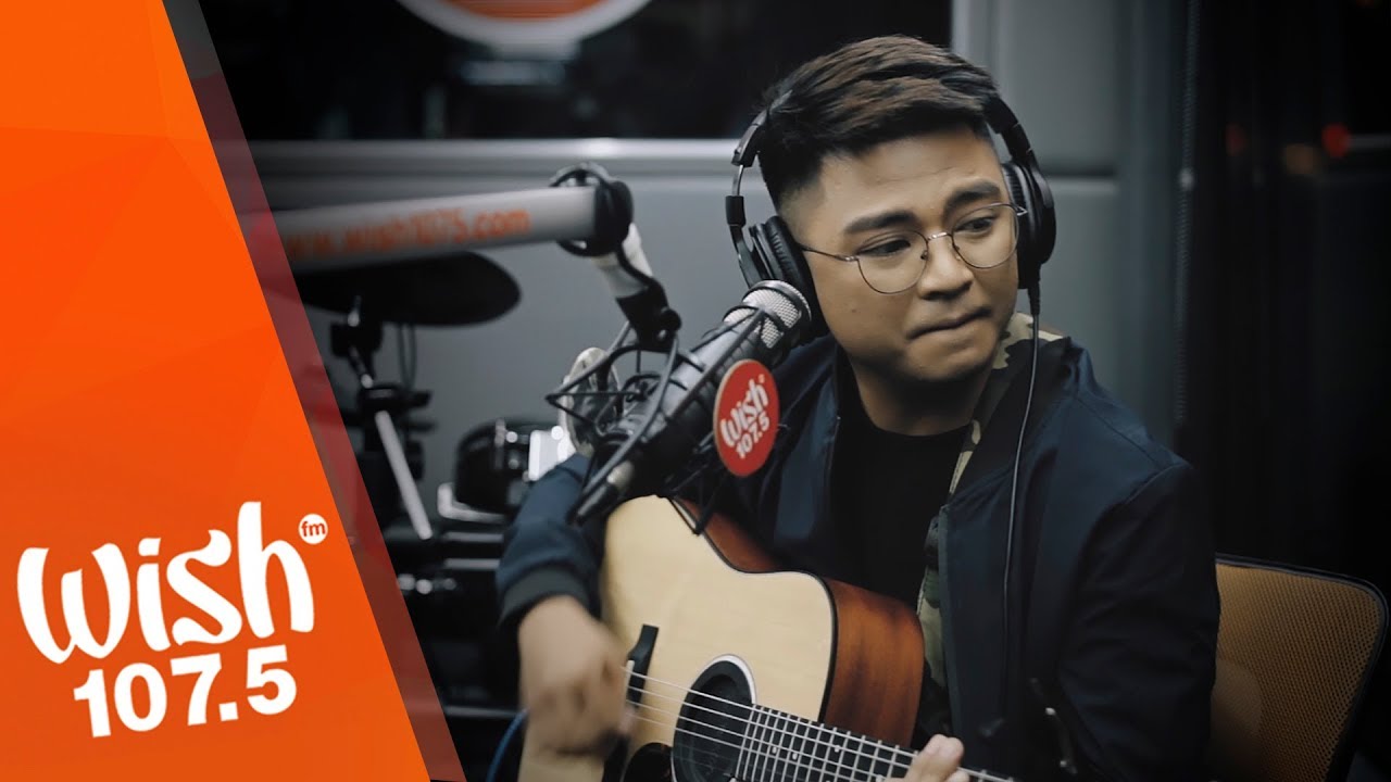 Michael Dutchi Libranda performs Binalewala LIVE on Wish 1075 Bus