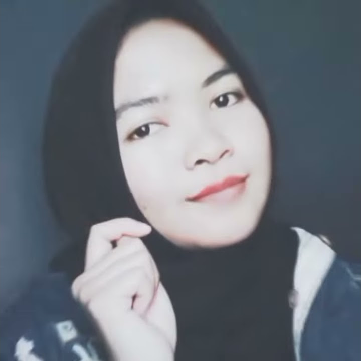 Cocok buat story whatsapp  .. Cewek hijab