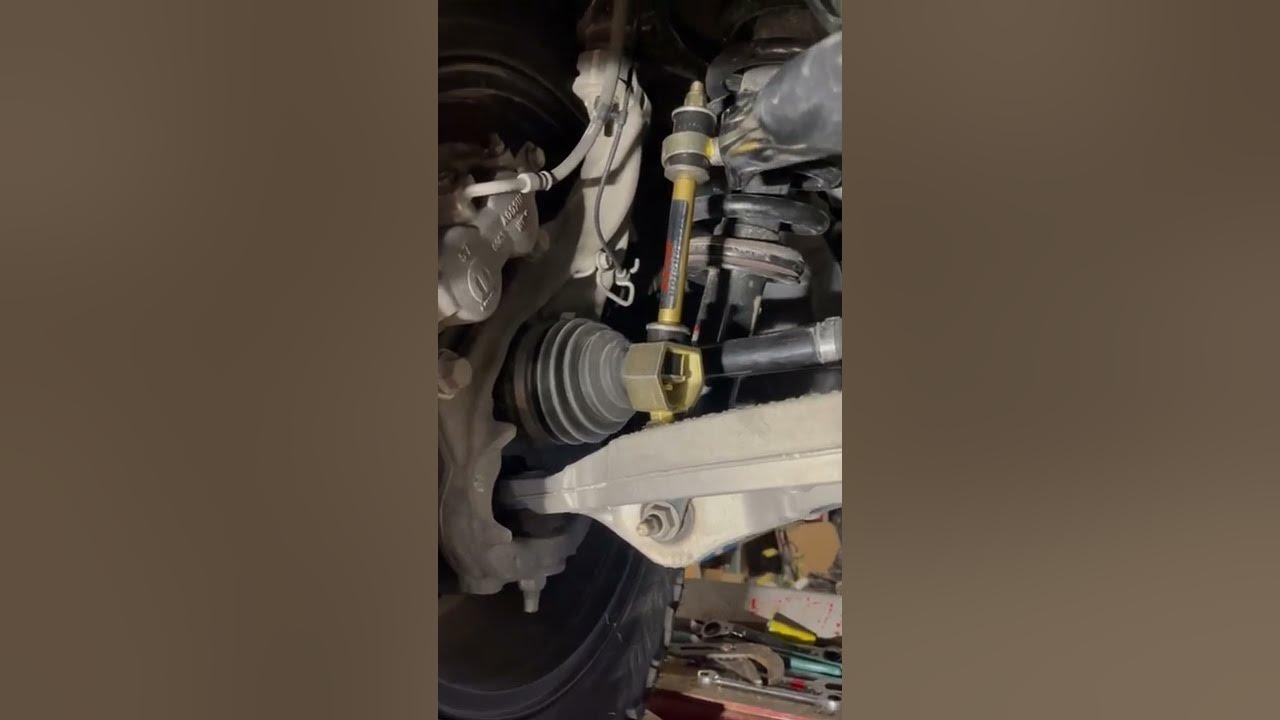 Upgrade your 2019+ RAM 1500 sway bar end links - YouTube