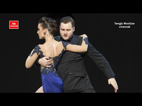 Vídeo: Tango Argentí I Desenvolupament De Personatges Masculins