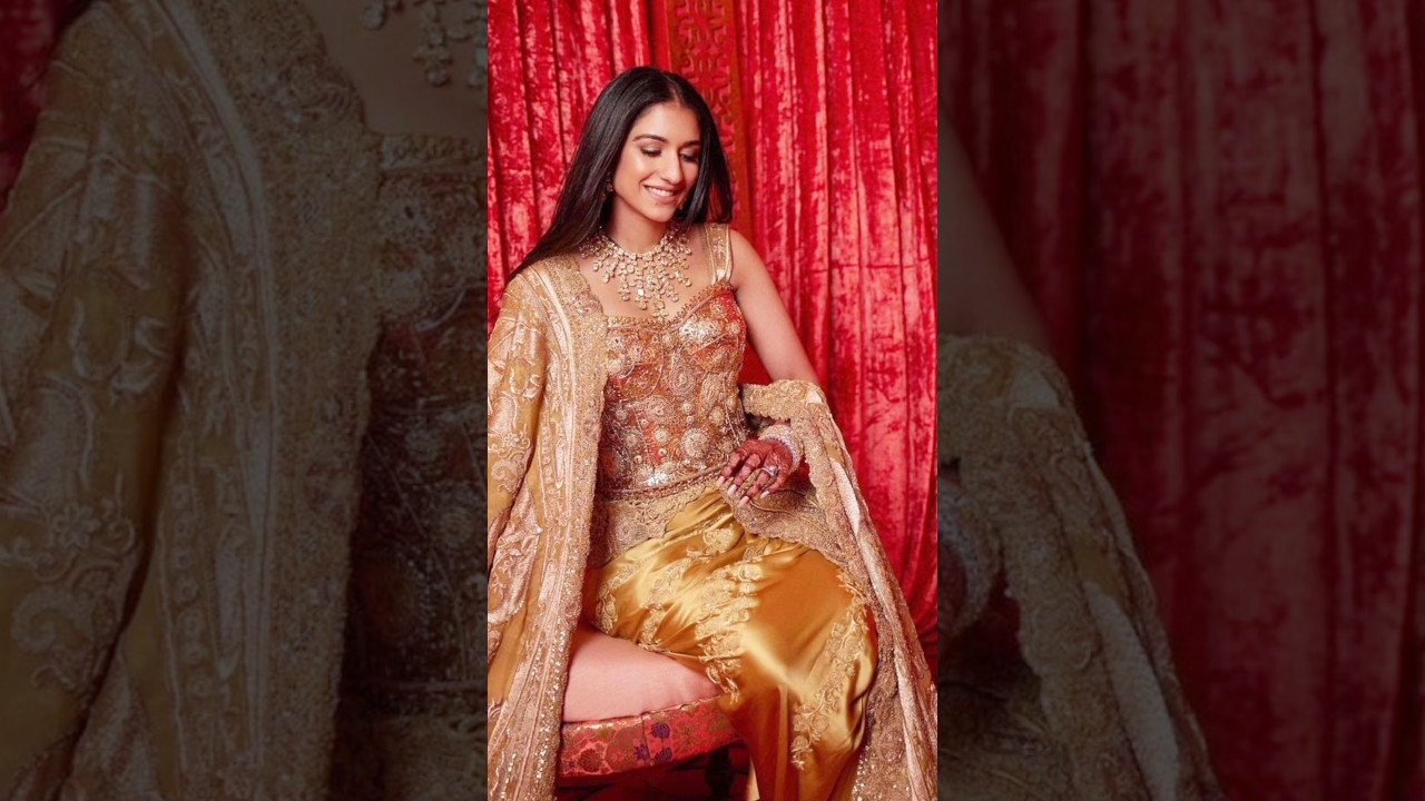 First look of Gorgeous Radhika Merchant from their reception 