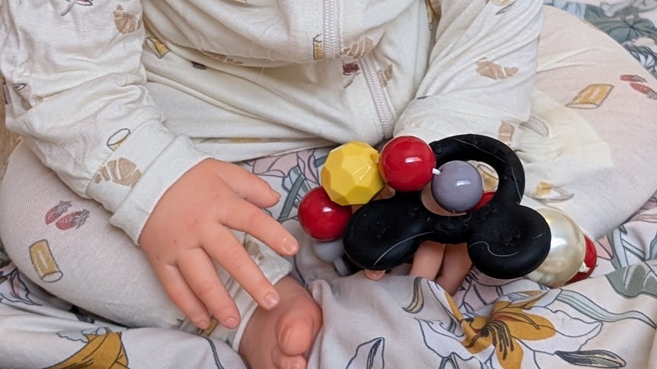 Очаровательная улыбающаяся кукла-младенец, расписанная мной! ПРОДАНО!